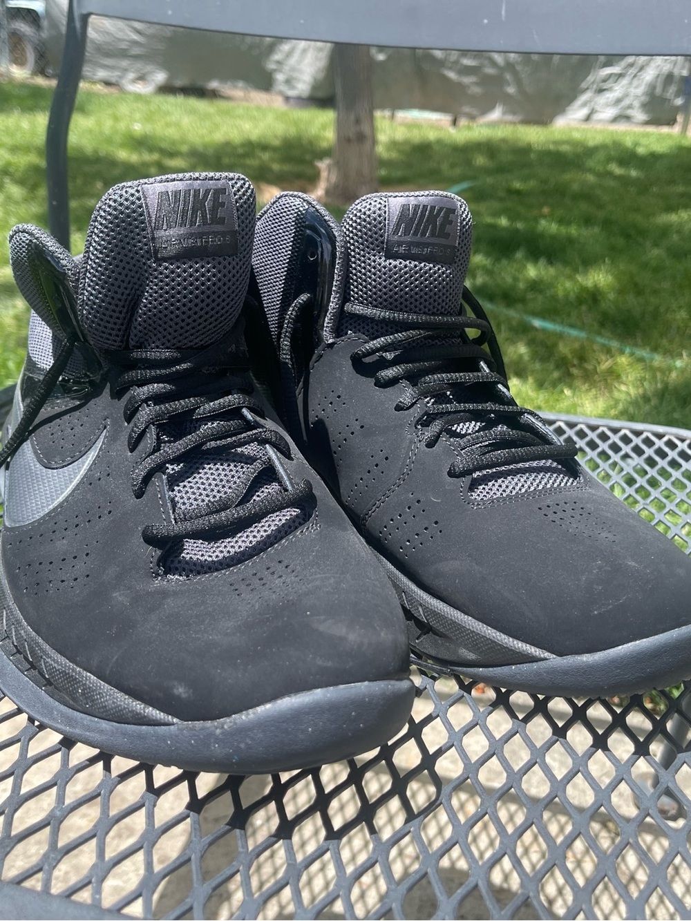 Nike Men’s Black & Gray High-Top Athletic Shoes